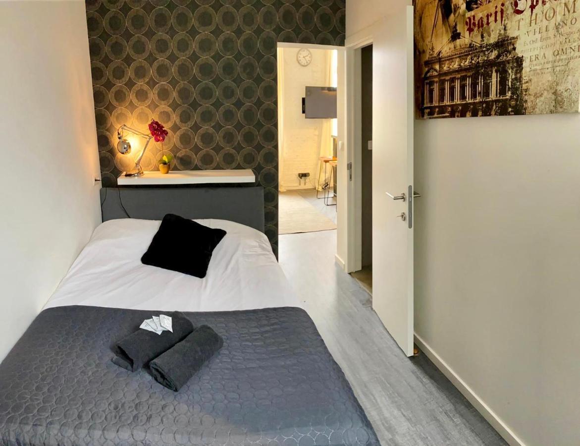 Sleep Inn - Industrial Flat Citycenter Antwerpen Bagian luar foto