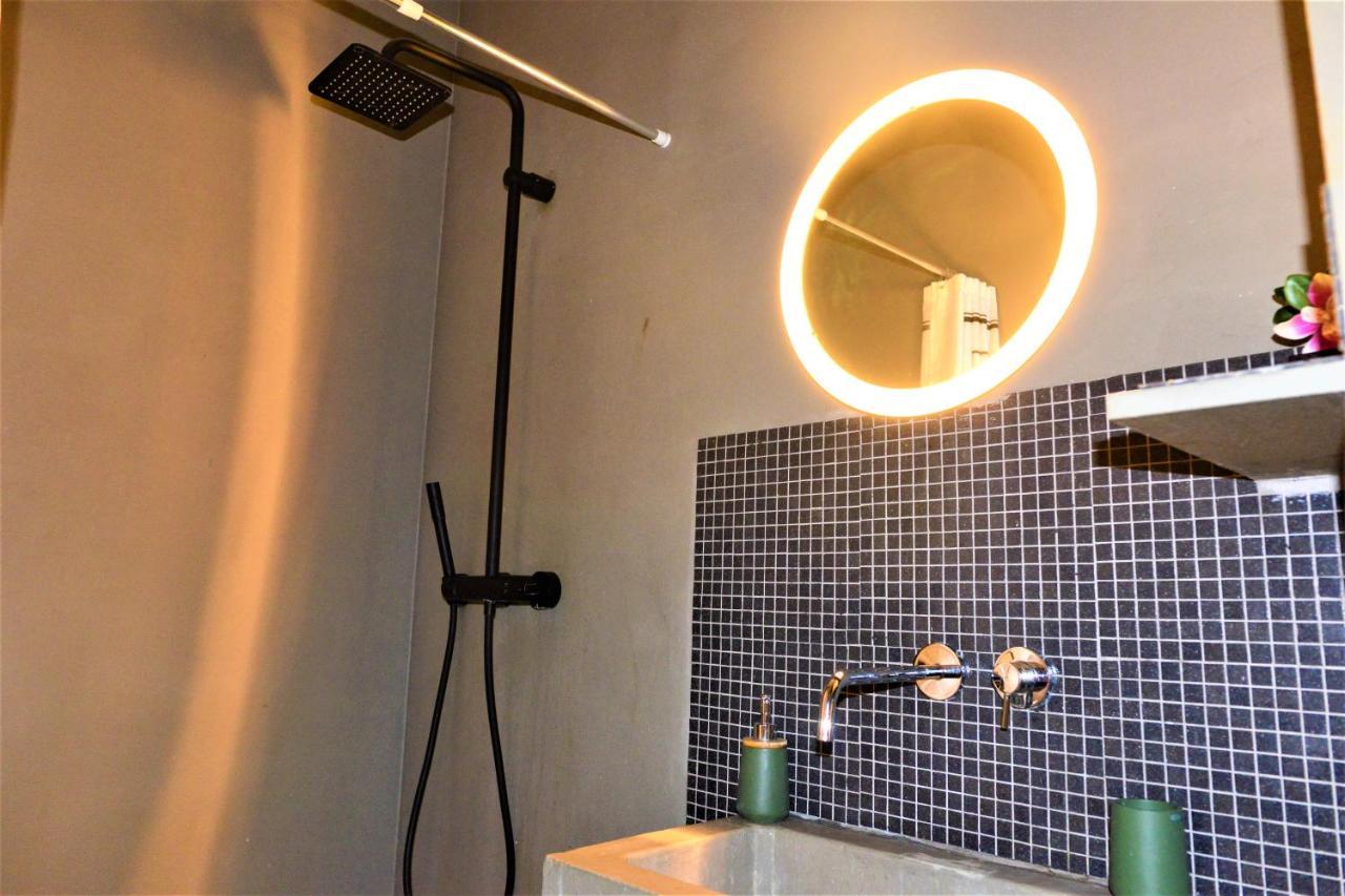 Sleep Inn - Industrial Flat Citycenter Antwerpen Bagian luar foto